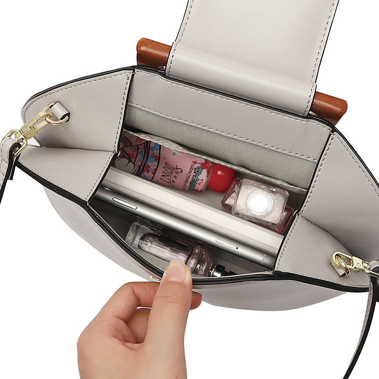 SHELL BAG-GREY TB7078