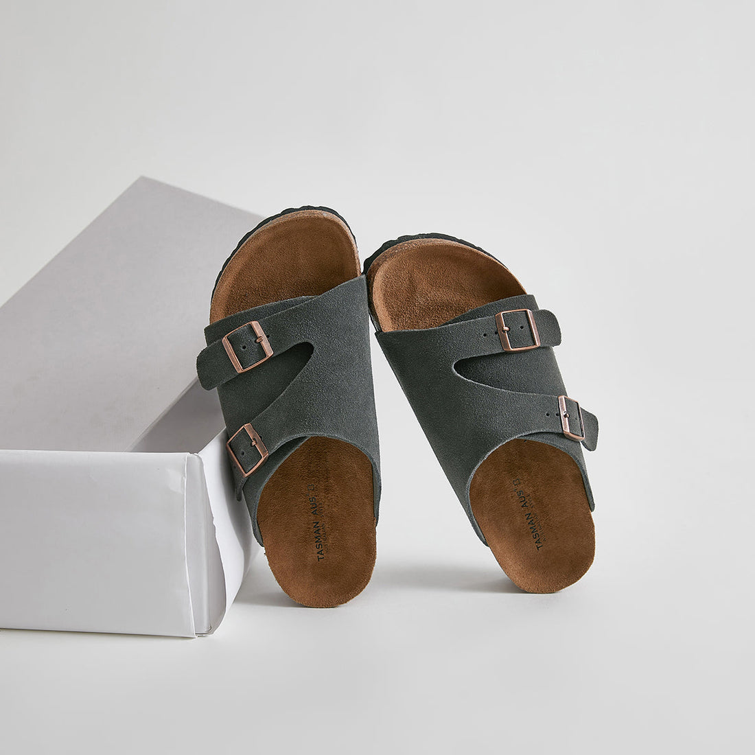 FROSTED CORK BOTTOM SLIPPERS  4398